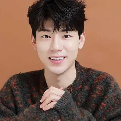 배현성 사진