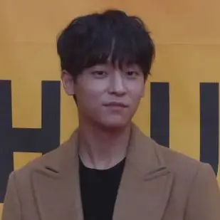 병헌 사진