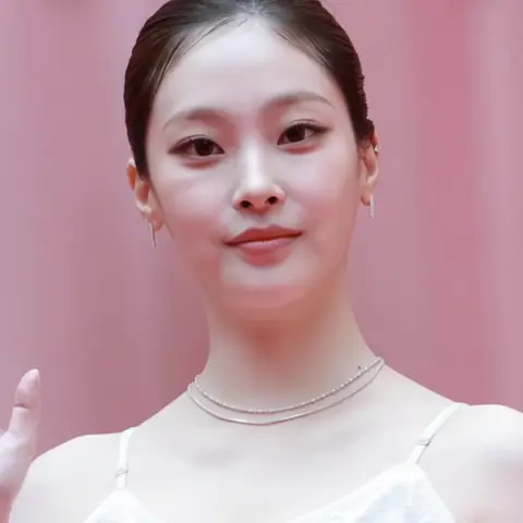 최희진 사진