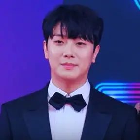최민환 사진