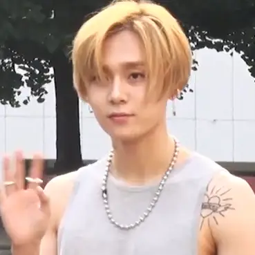 이던 사진