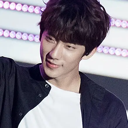 공찬 사진