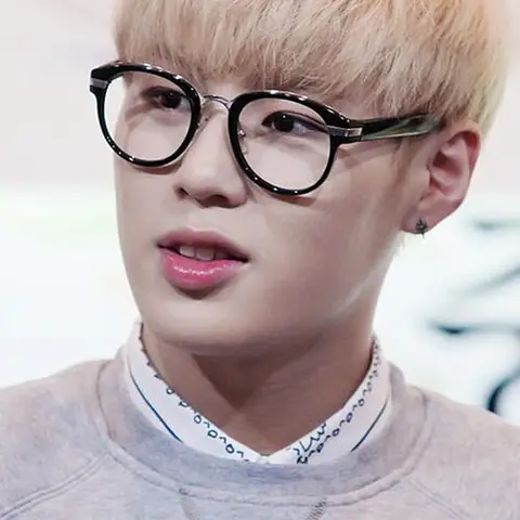 하성운 사진