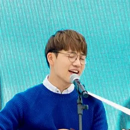 홍대광 사진