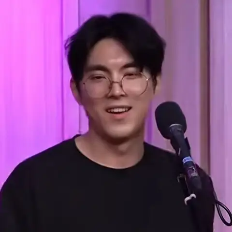 홍이삭 사진
