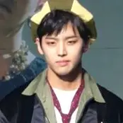 홍석 사진
