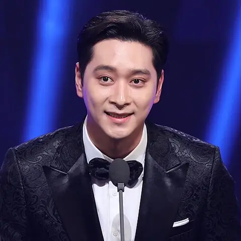 찬성 사진