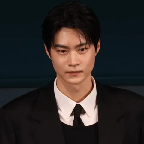 현우석 사진