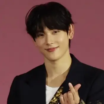임시완 사진