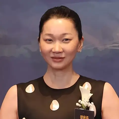 장윤주 사진