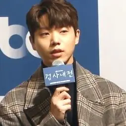 전성우 사진