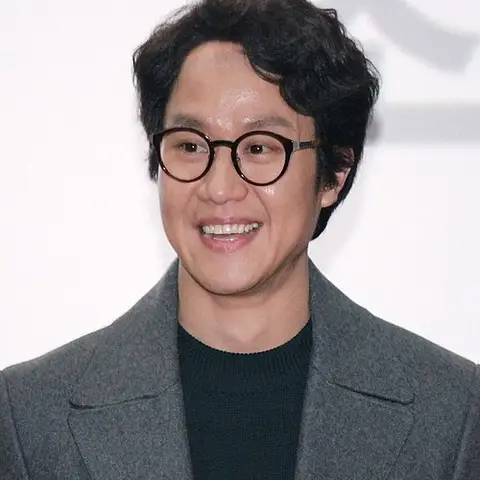 정우 사진