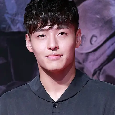 강하늘 사진