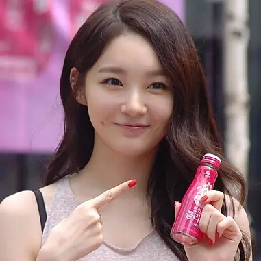 강민경 사진