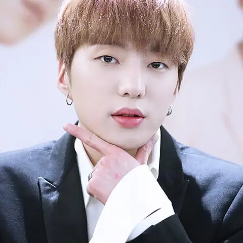 강승윤 사진