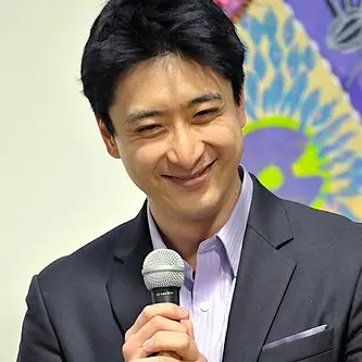 케빈 콴 룩스 사진