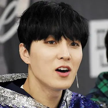 아인 사진