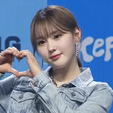 김채현 사진