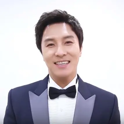 김동완 사진