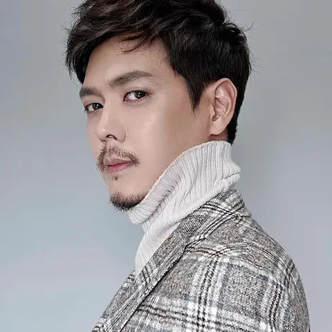 김흥수 사진