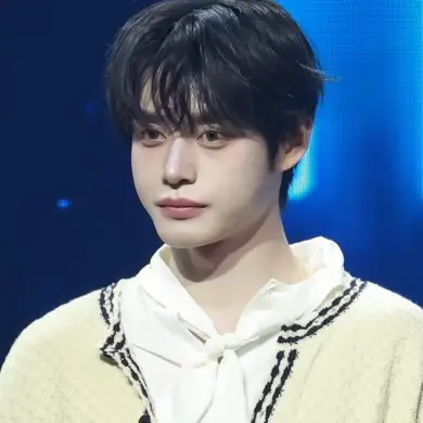 김지웅 사진