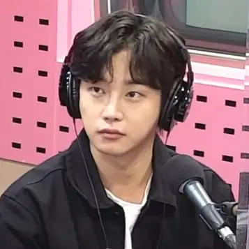 김민석 사진