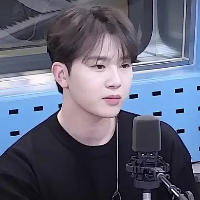 김민석 사진