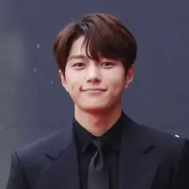 엘 사진