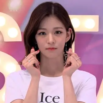 이채영 사진
