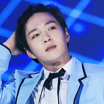 이창섭 사진
