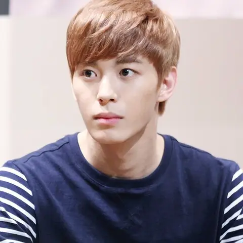 홍빈 사진