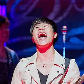 이현 사진