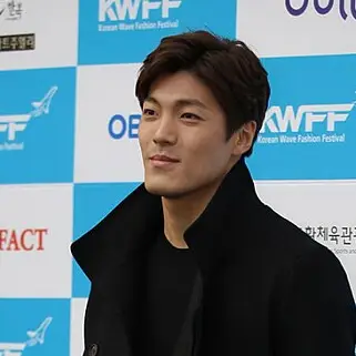 이재윤 사진