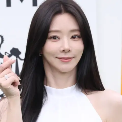 이주빈 사진