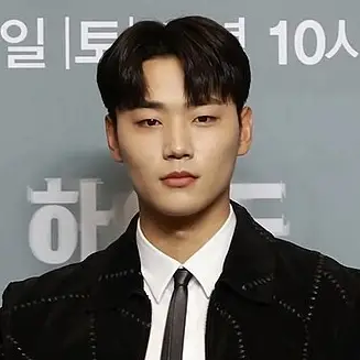 이민재 사진