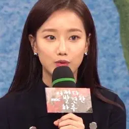 이나은 사진