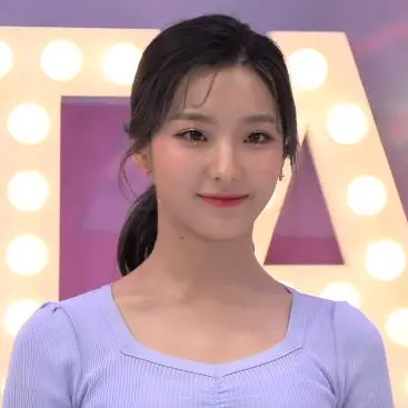 이새롬 사진