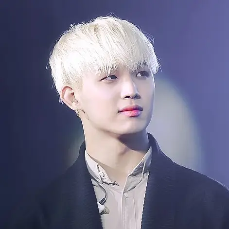 임현식 사진