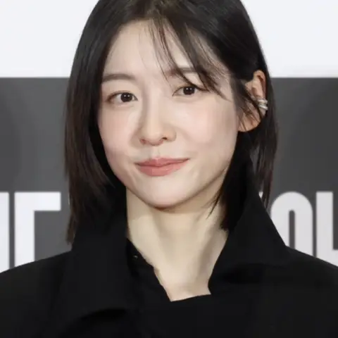 박지현 사진