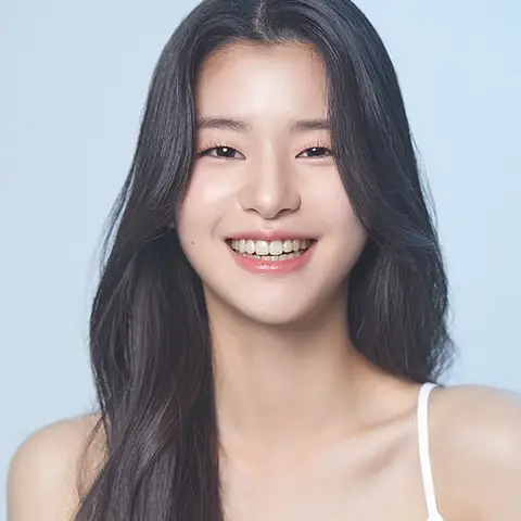 홍지유 사진