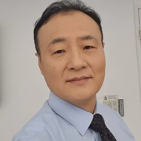서윤석 사진