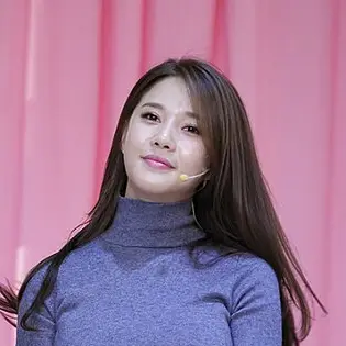 레이 양 사진