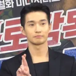 류덕환 사진