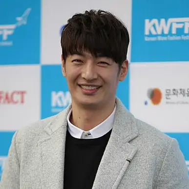 손호영 사진