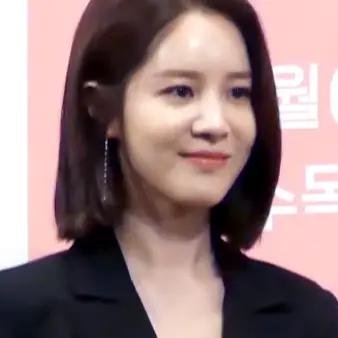 손성윤 사진
