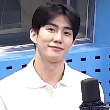 손우현 사진