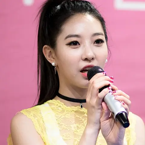 송다혜 사진
