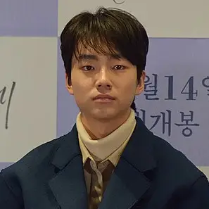 성유빈 사진