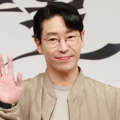 엄기준 사진