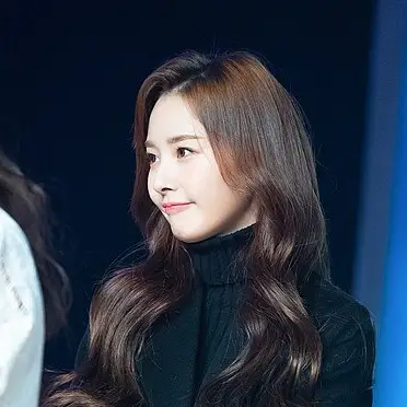 우희 사진